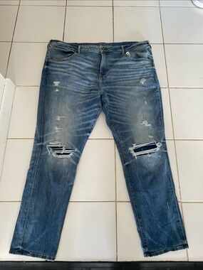 American Eagle Men's Distressed Blue Denim Jeans